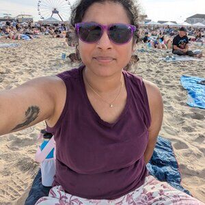 Meet your Posher, Jaya